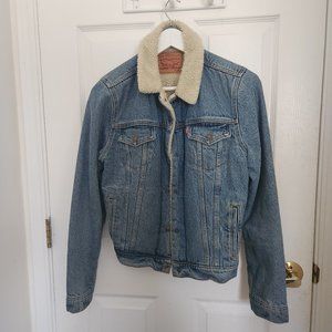 Levi's Sherpa Denim Trucker Jacket (M)